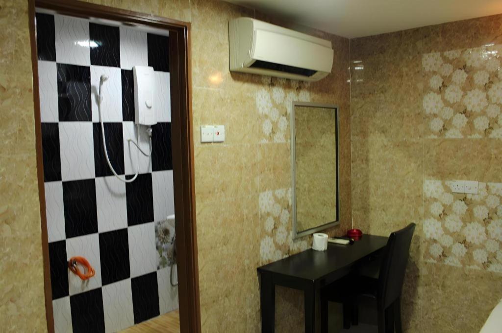 Ark Hotel Seri Kembangan Buitenkant foto