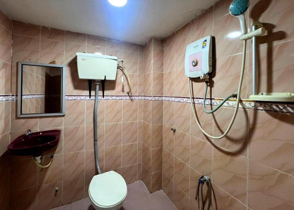 Ark Hotel Seri Kembangan Buitenkant foto